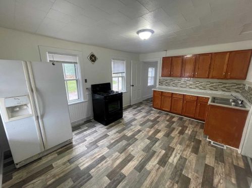 115 Pennsylvania Ave, Chilton, WI 53014-1439
