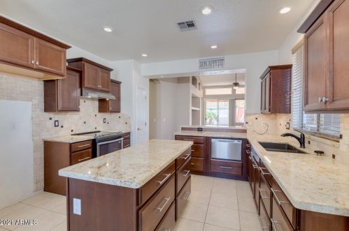 1331 Armstrong Way, Chandler, AZ 85286-6919