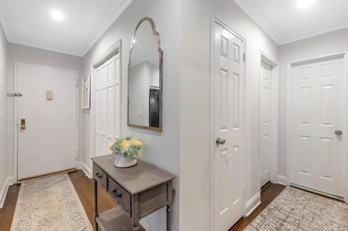 338 State Rd, Briarcliff, NY 10510-1425