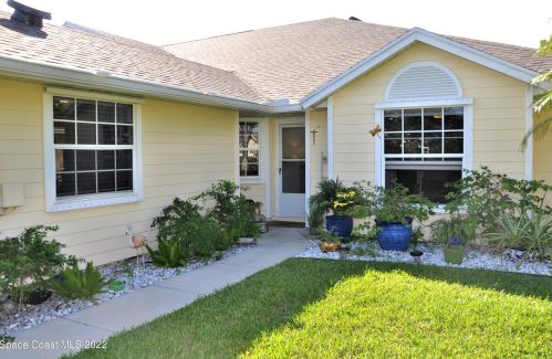 523 6th St, Vero Beach FL  32962-1687 exterior