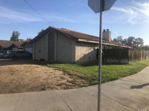 3463 Harrison St, Riverside CA  92503-4286 exterior