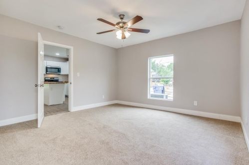 918 Crockett Ave, Denison TX  75021-4966 exterior