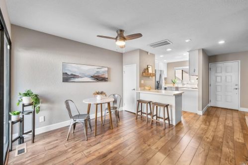 2625 Westberry Dr, Santa Rosa CA 95403-7207 exterior