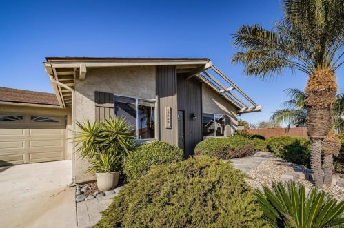 3866 San Pablo Ave, Oceanside CA  92057-7208 exterior