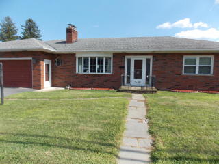 546 Main St, Weatherly, PA 18255-1211