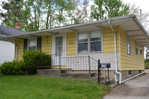620 4th St, Marysville, OH 43040-1208