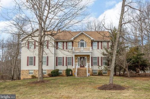 8401 Pathfinders Ct, Spotsylvania, VA 22553-3804