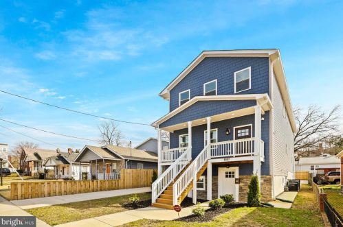 5007 Lee St, Washington, DC 20019-4039