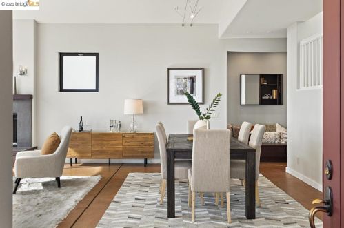 6310 Contra Costa Rd, Oakland CA 94618-2144 exterior