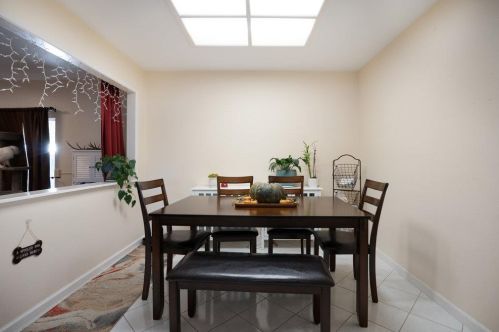 1341 Loma Vista Dr, Hollister CA  95023-6209 exterior
