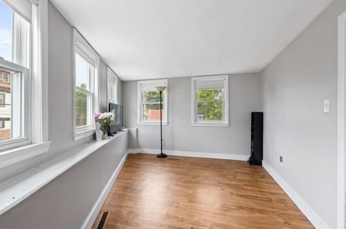 133 Bussey St, Dedham MA  02026-2239 exterior