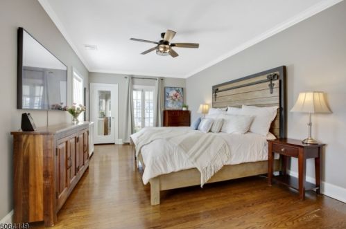 496 Ridgewood Ave, Glen Ridge NJ  07028-1820 exterior