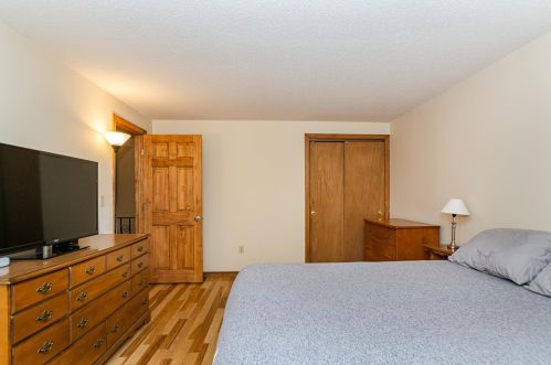 30 Porcupine Cir, Salem NH  03079-2868 exterior