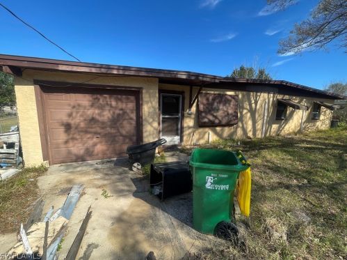 2880 Citrus Dr, Titusville, FL 32796-1702