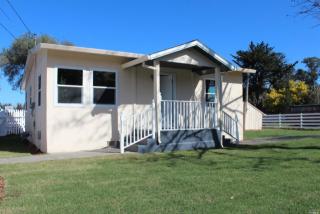 440 Eastman Ln, Petaluma, CA 94952-3683