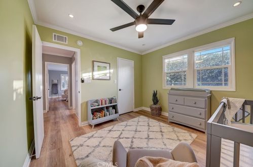 820 Stevely Ave, Long Beach CA 90815-3557 exterior