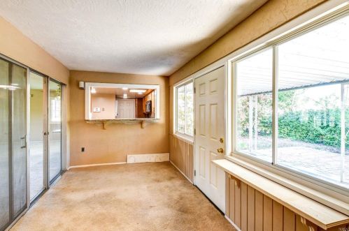 145 Rainier Cir, Vacaville CA  95687-3309 exterior