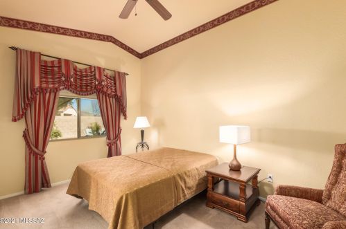 6242 Desert Laurel Ln, Tucson AZ 85757-7523 exterior