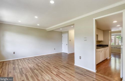 7702 Trevino Ln, Falls Church VA  22043-3507 exterior