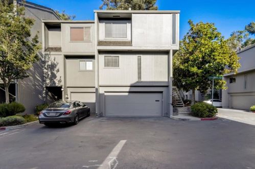18020 Castlewood Ct, Hayward, CA 94541-4611