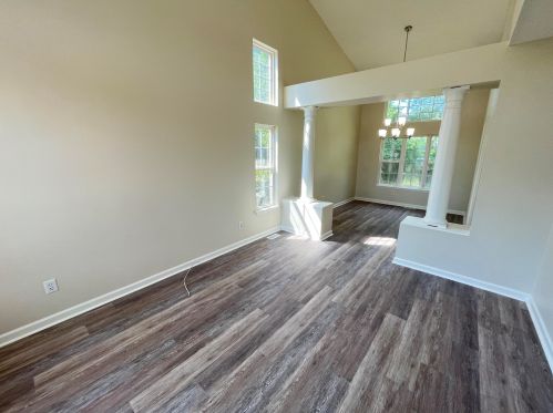 180 Ponderosa Dr, Ladson SC  29456-3165 exterior