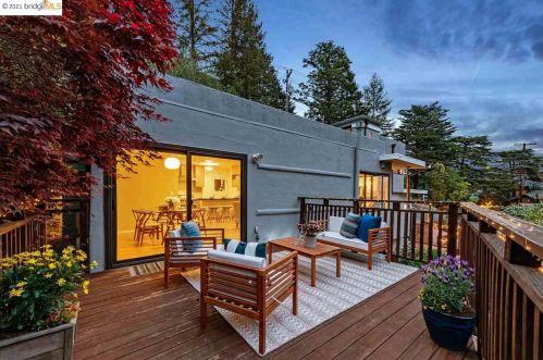 6730 Heartwood Dr, Oakland CA  94611-2337 exterior