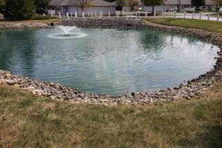4402 Greystone Village Dr, Columbus, OH 43228-6422