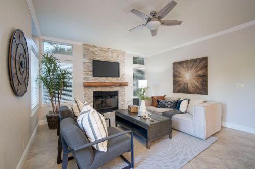 111 Burrill Dr, Folsom CA  95630-2270 exterior