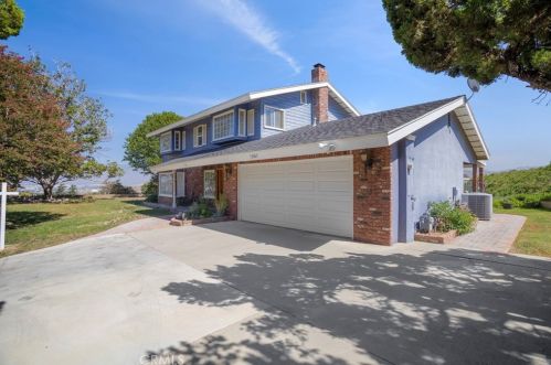 12065 Westwood Ln, Colton CA  92313-5309 exterior