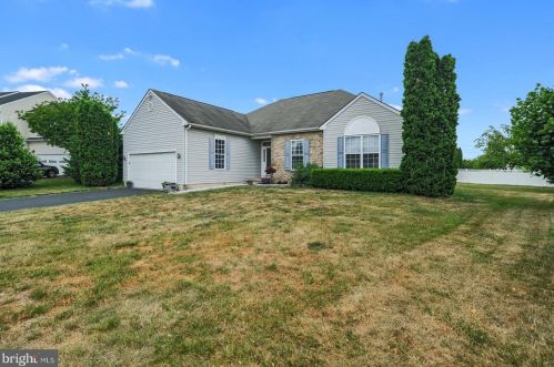 240 Wycombe Dr, Dover, DE 19904-3857