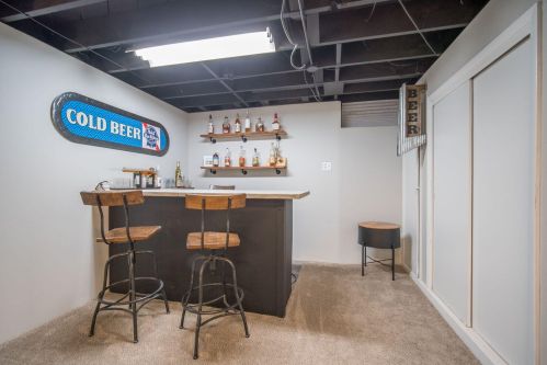 3265 93rd St, Milwaukee WI  53222-3510 exterior