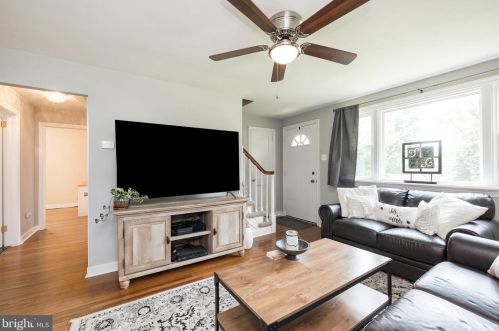 105 Cirak Ave, Norristown, PA 19403-3863