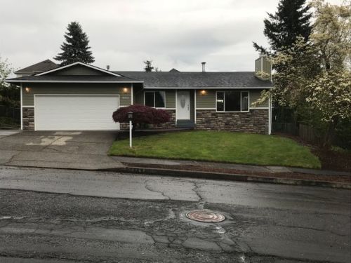 4160 El Camino Dr, Damascus OR  97030 exterior