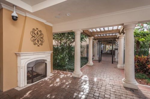 10011 Milano Dr, New Port Richey FL  34655-4669 exterior