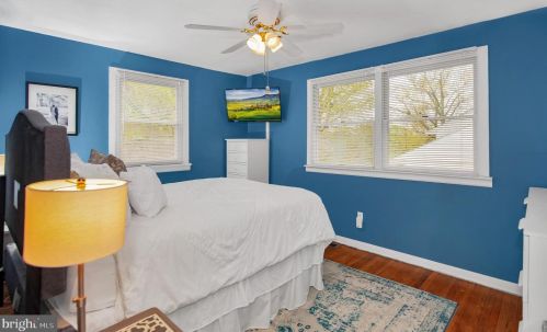 136 Green Hill Rd, Norristown PA  19406-2026 exterior