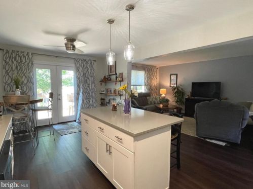 206 Sand Ct, Ephrata PA  17522-2646 exterior