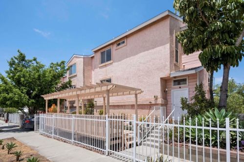 4374 Beta St, San Diego, CA 92113-4128