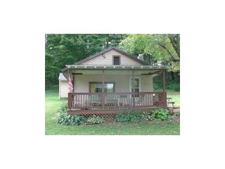 367 Lake Shore Rd, Friedens, PA 15541-6114