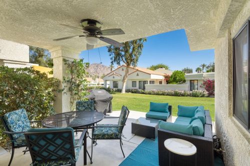 50116 Calle Rosarita, La Quinta CA  92253-2528 exterior