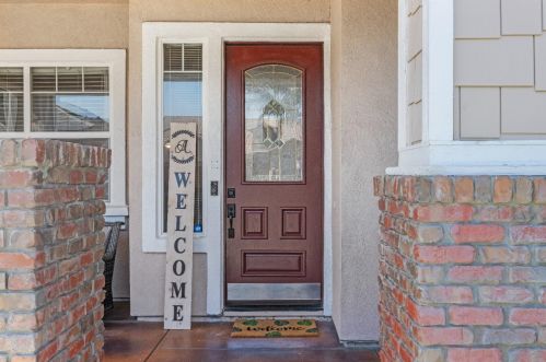 5643 Arnerich Ct, Riverbank CA  95367-9541 exterior