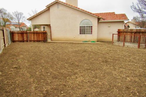 766 Amelia Ct, Los Banos CA 93635-2623 exterior