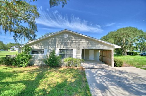541 Palm Ave, West Frost Proof, FL 33843-1612
