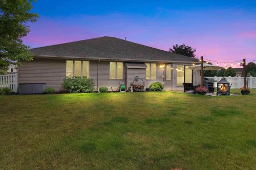 2722 Teresa Dr, Green Bay WI  54311-5586 exterior