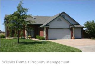 1723 Stoneybrook St, Wichita KS  67207-7103 exterior