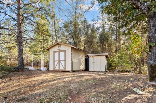 401 Powell Ridge Rd, Oroville CA  95966-8544 exterior