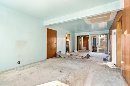 157 234th St, Long Beach, CA 90745-5338