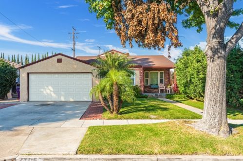 2105 65th St, Long Beach, CA 90805-2615