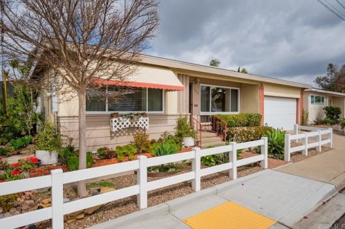 6876 Julie St, San Diego, CA 92115-1726