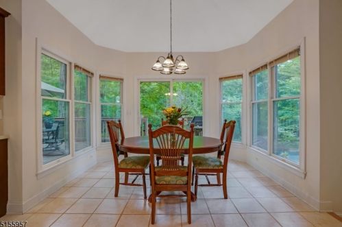 8 Forest View Dr, Martinsville NJ  08836-2039 exterior