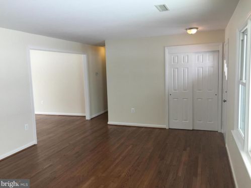 11708 Aden Rd, Nokesville VA  20181-2327 exterior